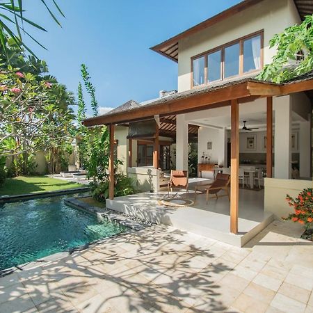 Villa Shanti, Sitara Villa Group Семиньяк Экстерьер фото