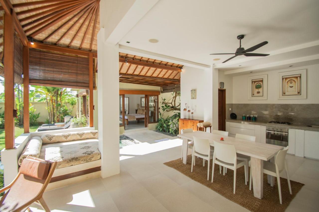 Villa Shanti, Sitara Villa Group Семиньяк Экстерьер фото