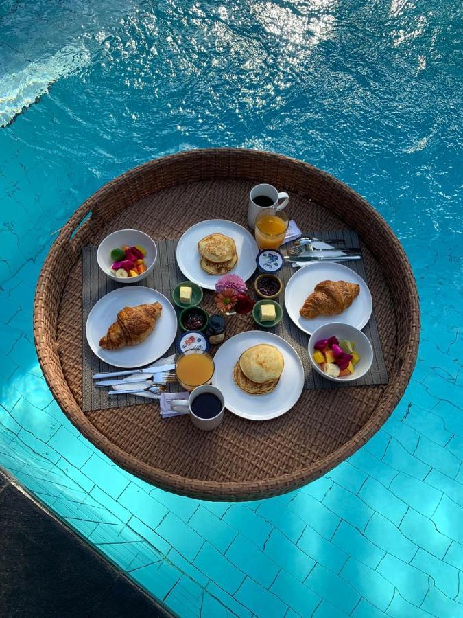 Villa Shanti, Sitara Villa Group Семиньяк Экстерьер фото