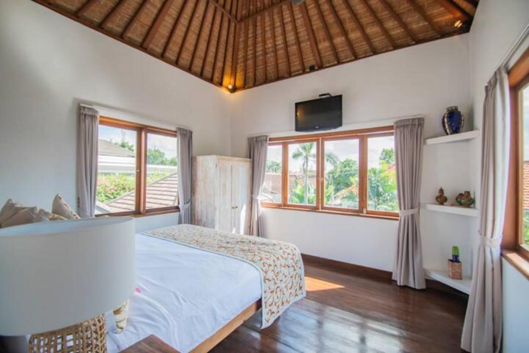 Villa Shanti, Sitara Villa Group Семиньяк Экстерьер фото