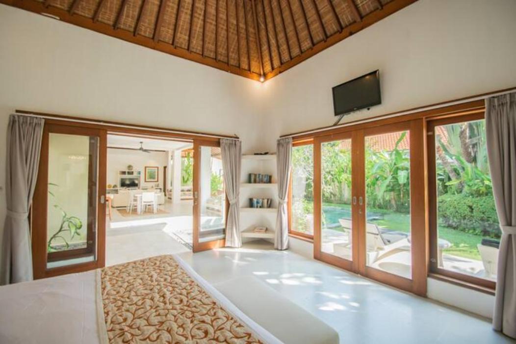 Villa Shanti, Sitara Villa Group Семиньяк Экстерьер фото