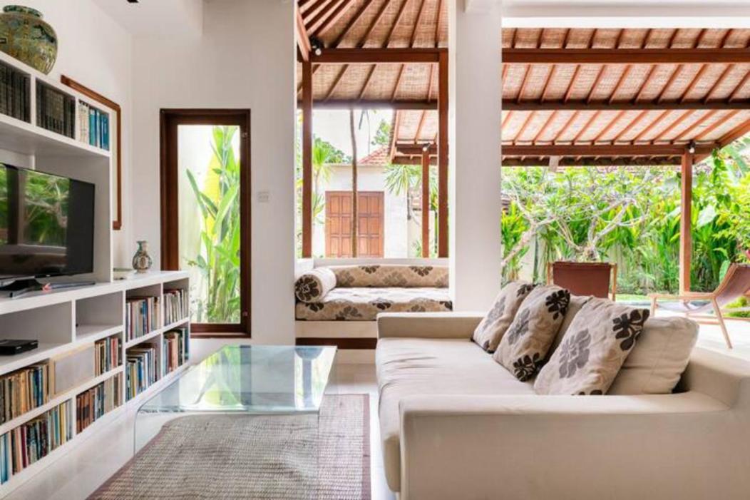 Villa Shanti, Sitara Villa Group Семиньяк Экстерьер фото