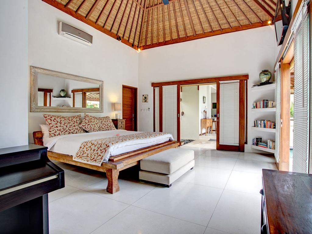 Villa Shanti, Sitara Villa Group Семиньяк Экстерьер фото