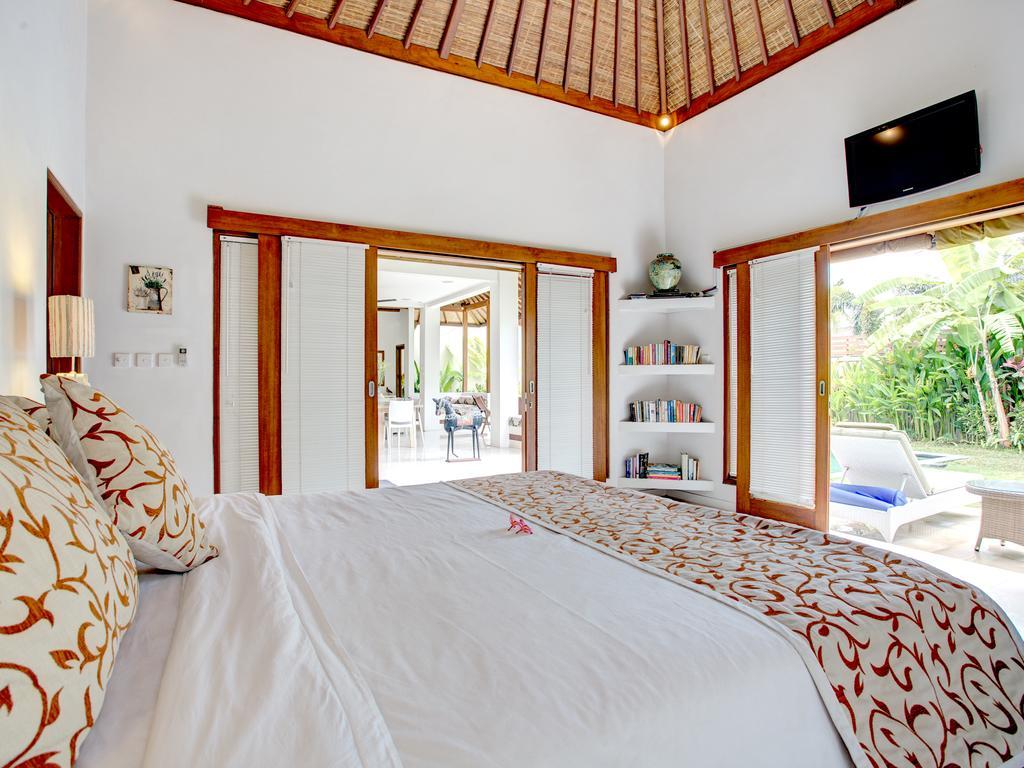 Villa Shanti, Sitara Villa Group Семиньяк Экстерьер фото